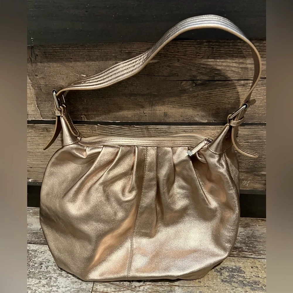 Calvin Klein handbag shoulderbag NWOT metallic